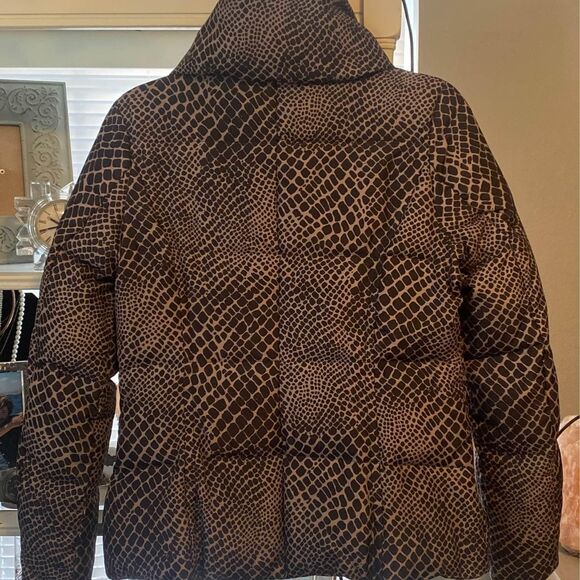 Women’s Via Spiga Down Filled Puffer Jacket 
Size Small - Picture 2 of 10